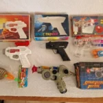 RETRO TOY LASER GUNS COLLECTION