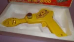 GREEK POLFI TOYS 2000 GALAXY SPACE LASER MACHINE GUN w/ORIGINAL BOX GREECE 1970s - Image 2